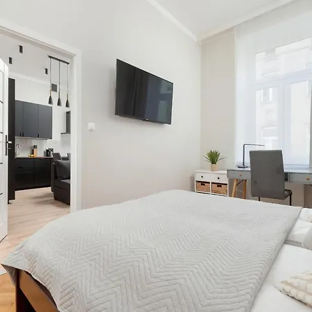 Modern In The Centre Od By Renters *