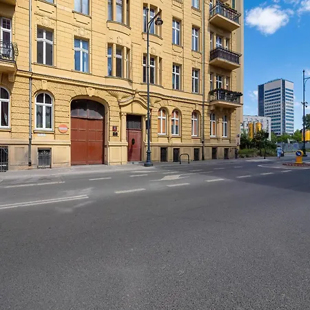 Modern In The Centre Od By Renters * לודז'