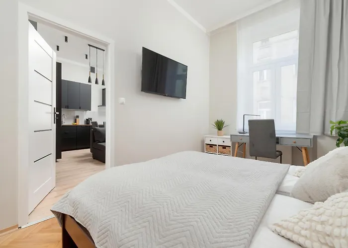 Modern In The Centre Od By Renters *