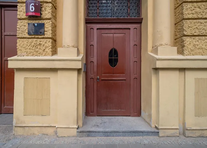 Modern In The Centre Od By Renters *